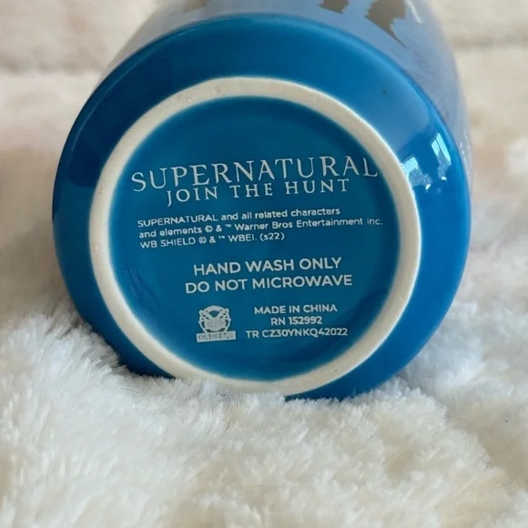 Culturefly Supernatural The Musical Ceramic Can Mug With Silicone lid NIP - Picture 6 of 8